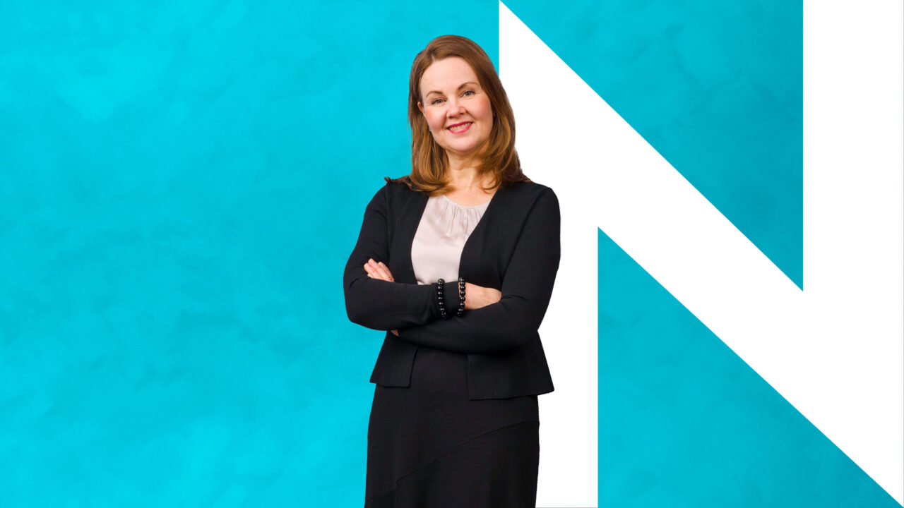 Tarja Brusila kirjoittaa: Työmarkkinoiden paradoksi: osaajia riittää, mutta avoimet paikat eivät täyty